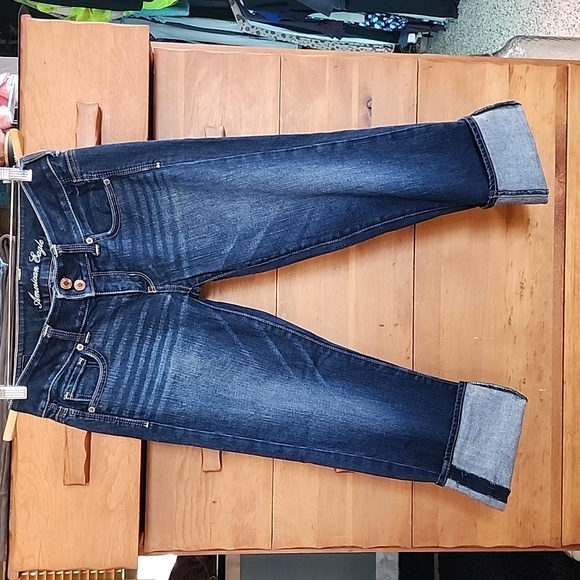 EUC American Eagle: "Vintage" Artist Crop, Dark-wash, Size 2 (circa 1999) - Picture 2 of 10